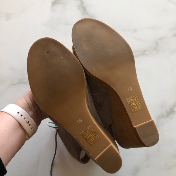 Jeffrey Campbell Carolyn Lace-Up Wedge Sandal Tan - Picture 7 of 13